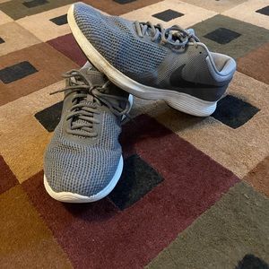 Nike Men’s Revolution 4 Running Shoes Size 15 W